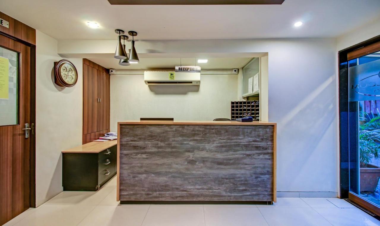 Treebo Lake Bloom Powai ムンバイ エクステリア 写真
