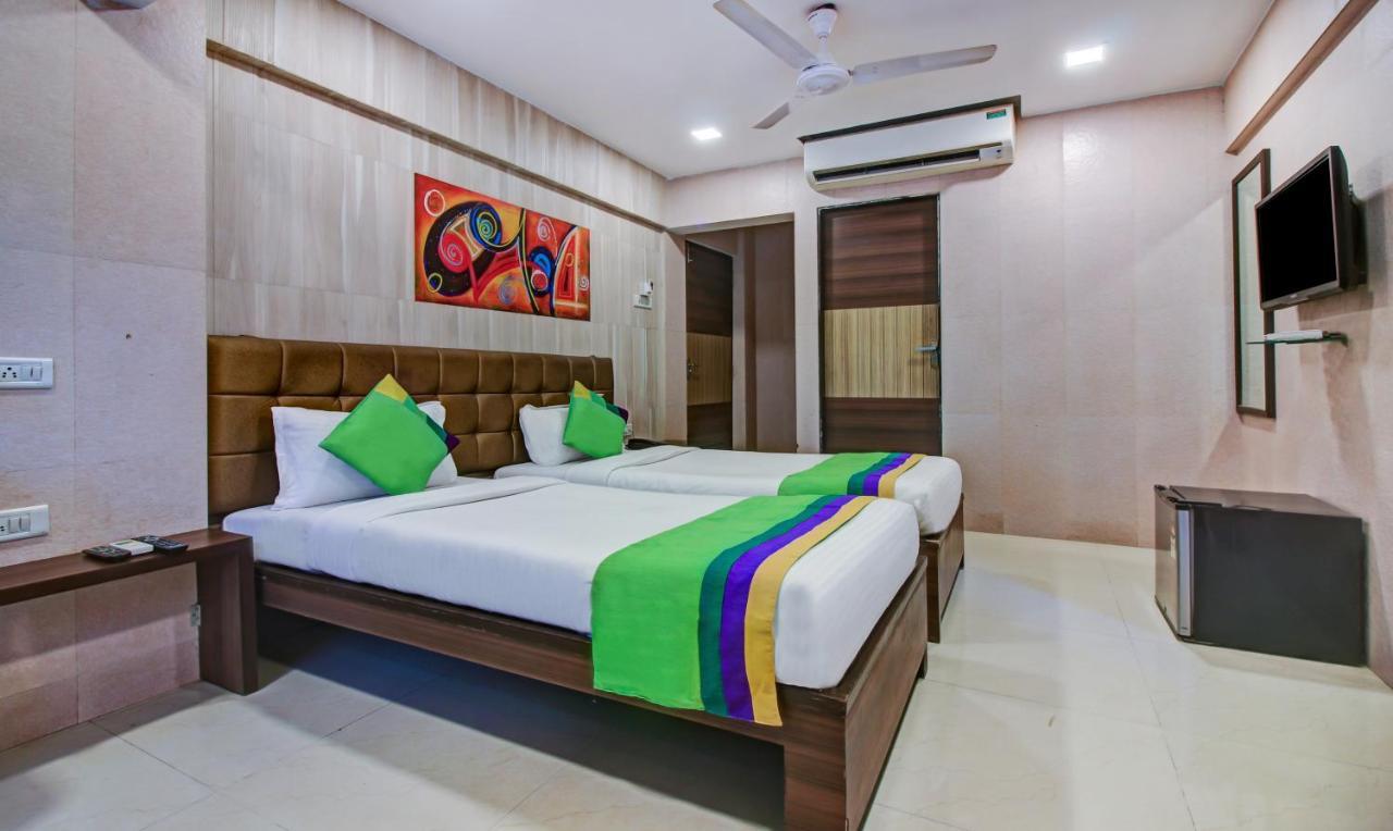 Treebo Lake Bloom Powai ムンバイ エクステリア 写真